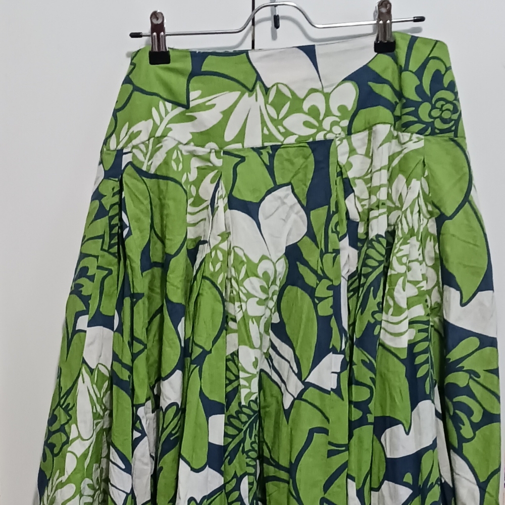 New York & Company Green and White Vintage Skater Skirt
